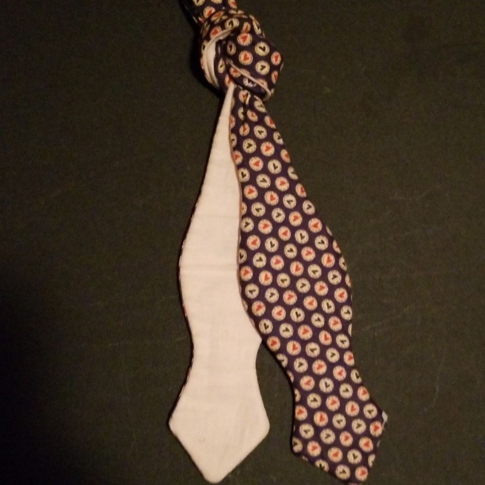 2 sided bow tie